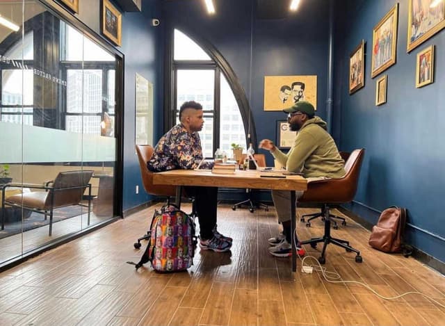A working session in a Gentlemen's Factory meeting room.